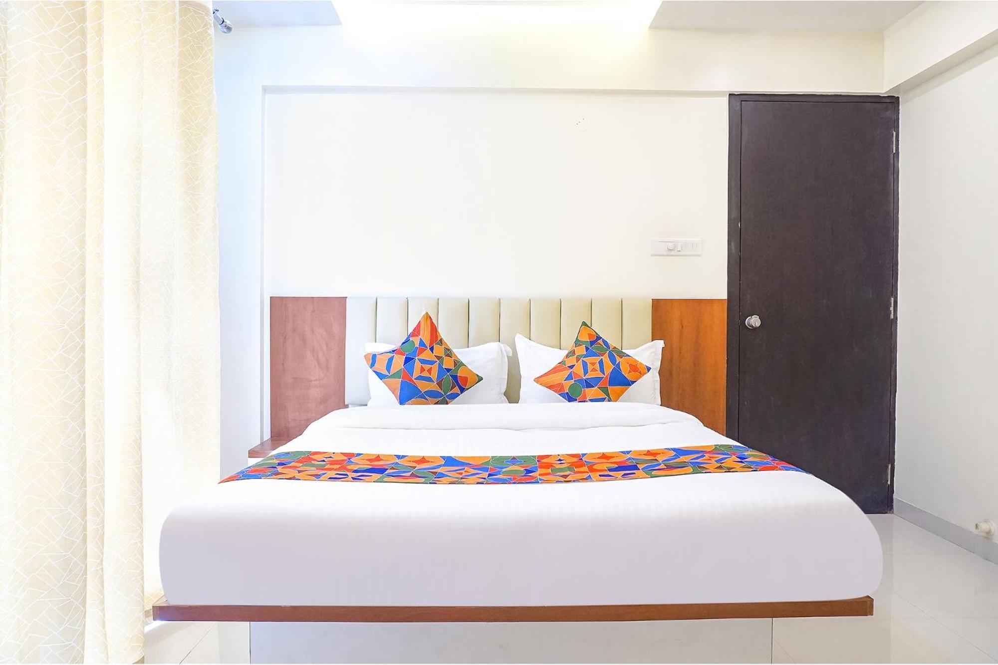 Fabhotel Majestic Luxurious - Nr Rajaram Bhiku Pathare Stadium Pune Esterno foto